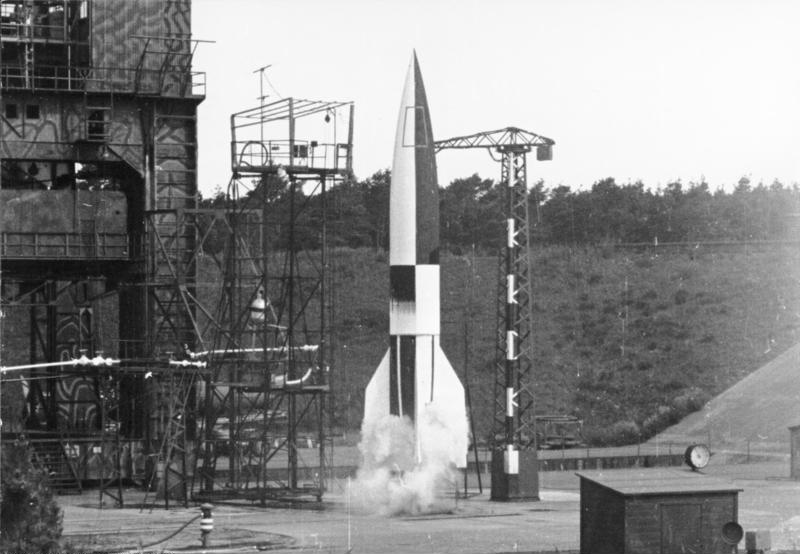 Bundesarchiv Bild 146 1978 Anh.026 01 Peenemünde V2 beim Start